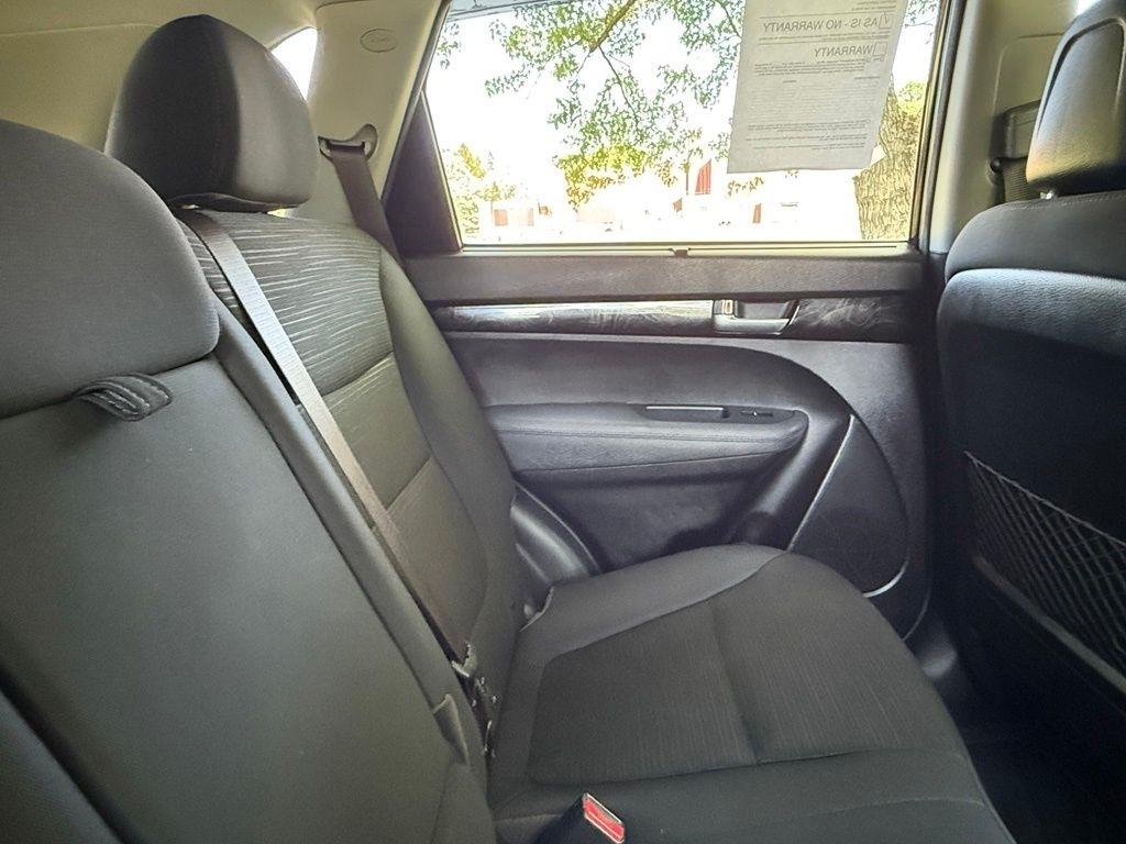 Kia Sorento 2WD 4dr I4 LX 2014