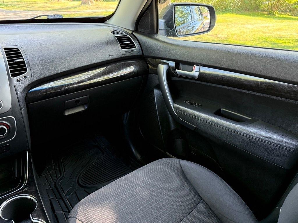Kia Sorento 2WD 4dr I4 LX 2014