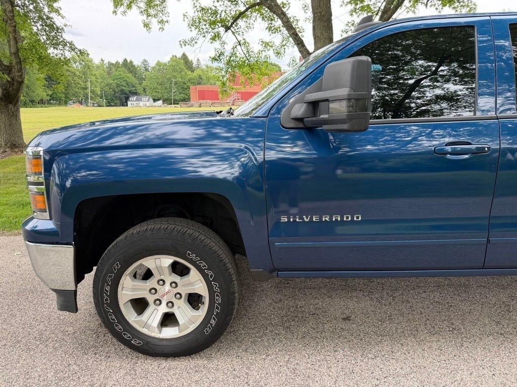 Chevrolet Silverado 1500 4WD Crew Cab 143.5" LT w/2LT 2015