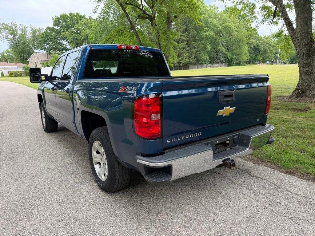 Chevrolet Silverado 1500 4WD Crew Cab 143.5" LT w/2LT 2015
