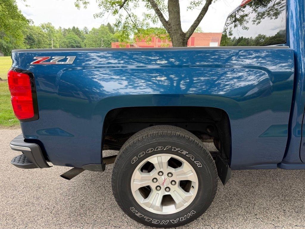 Chevrolet Silverado 1500 4WD Crew Cab 143.5" LT w/2LT 2015