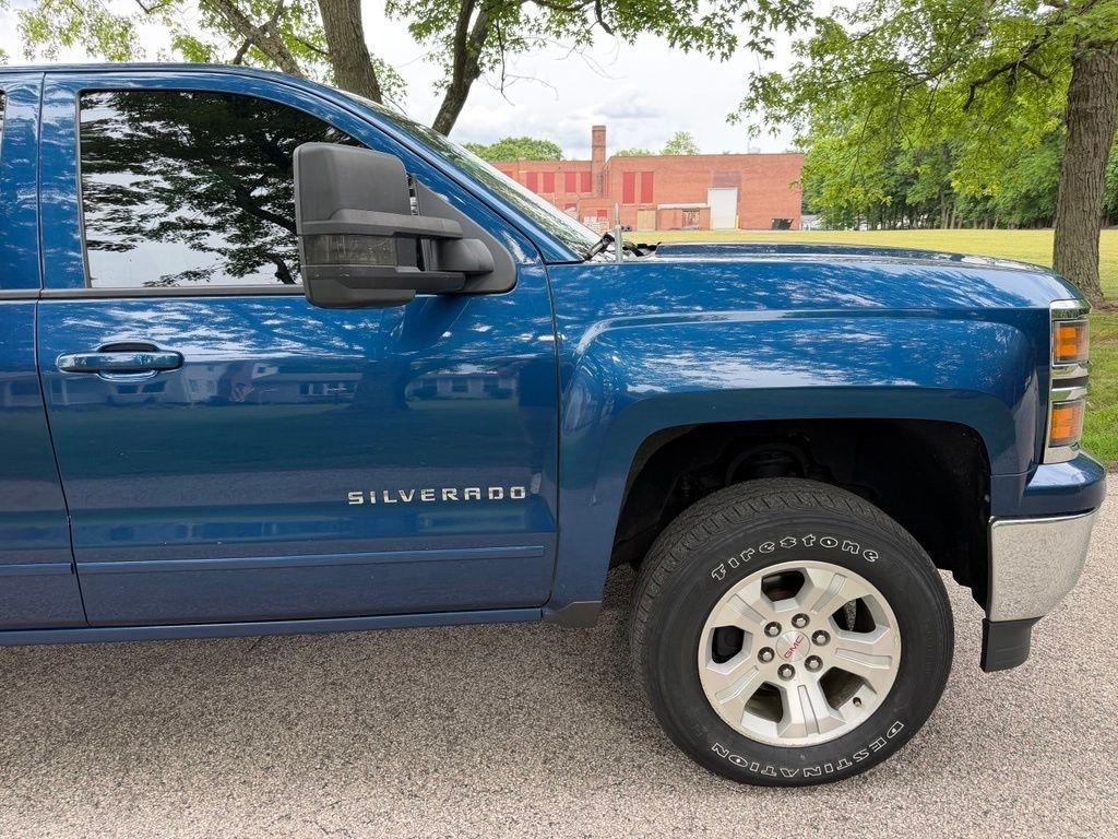 Chevrolet Silverado 1500 4WD Crew Cab 143.5" LT w/2LT 2015
