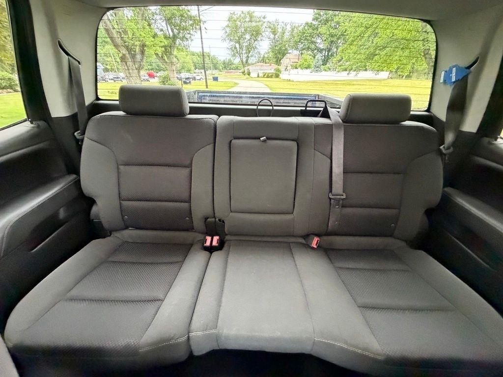 Chevrolet Silverado 1500 4WD Crew Cab 143.5" LT w/2LT 2015