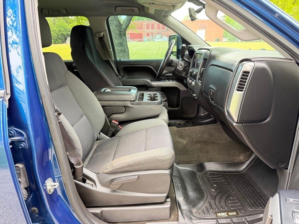 Chevrolet Silverado 1500 4WD Crew Cab 143.5" LT w/2LT 2015