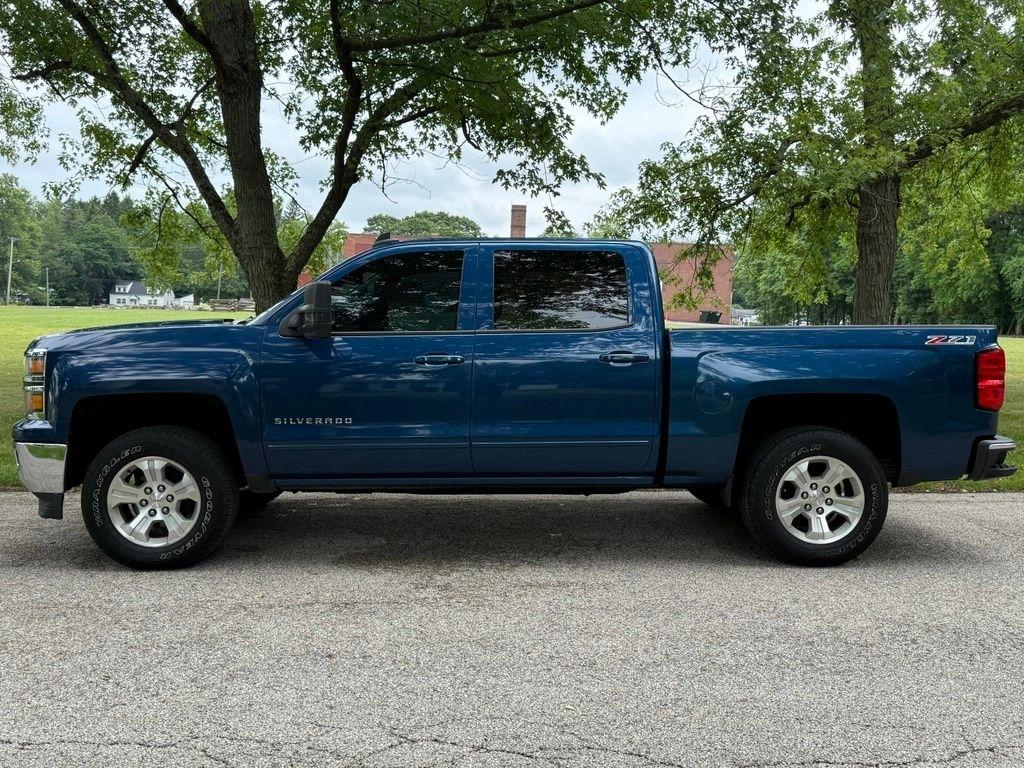 Chevrolet Silverado 1500 4WD Crew Cab 143.5" LT w/2LT 2015
