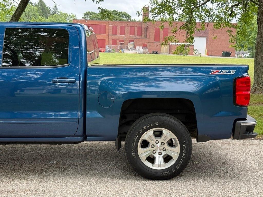 Chevrolet Silverado 1500 4WD Crew Cab 143.5" LT w/2LT 2015