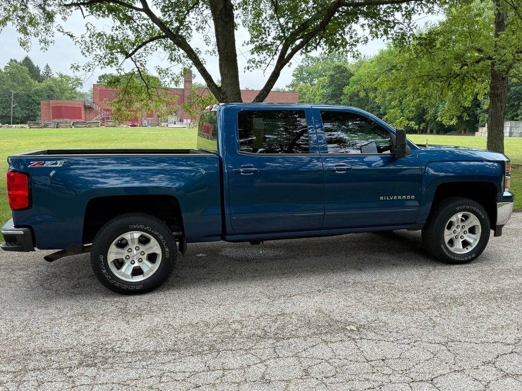 Chevrolet Silverado 1500 4WD Crew Cab 143.5" LT w/2LT 2015
