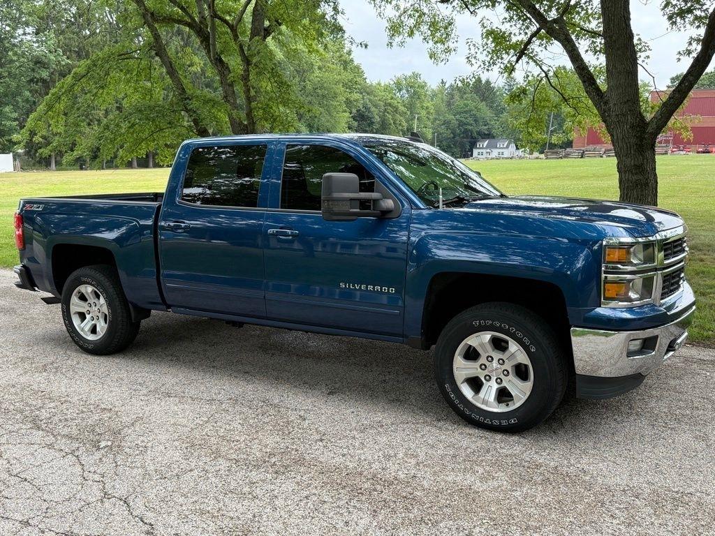 Chevrolet Silverado 1500 4WD Crew Cab 143.5" LT w/2LT 2015
