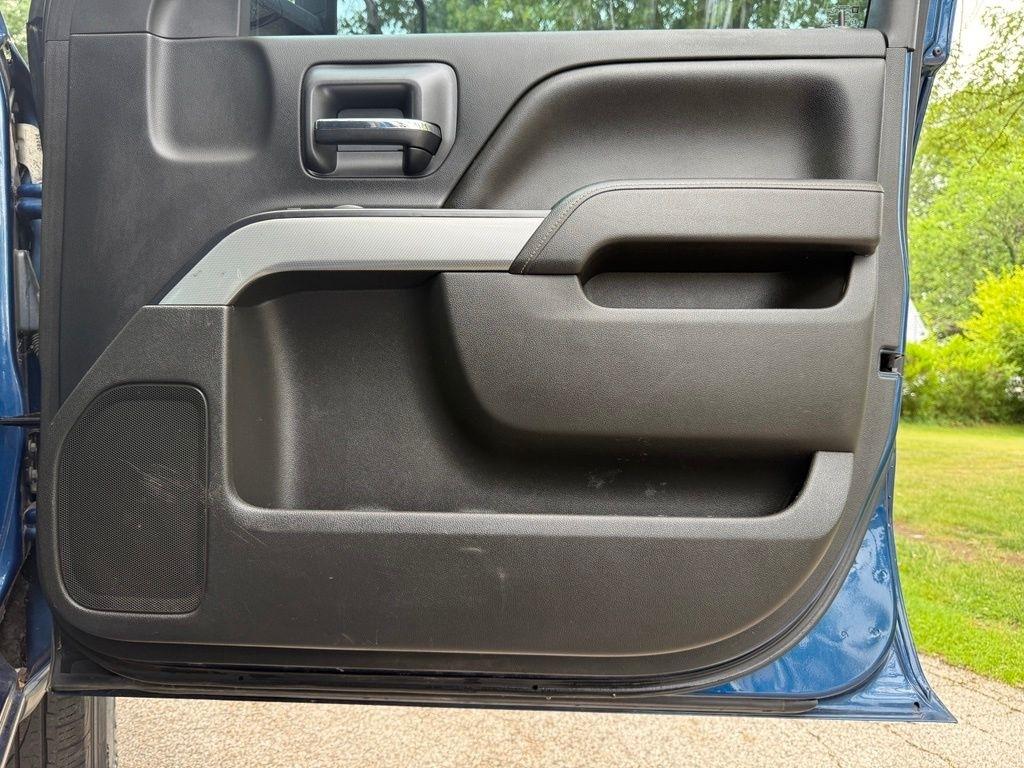 Chevrolet Silverado 1500 4WD Crew Cab 143.5" LT w/2LT 2015