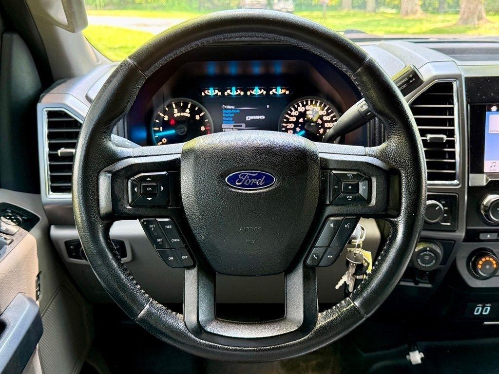 Ford F-150 4WD SuperCrew 145" King Ranch 2016