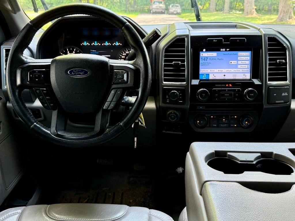 Ford F-150 4WD SuperCrew 145" King Ranch 2016