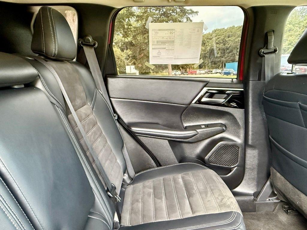 Mitsubishi Outlander SE S-AWC 2024