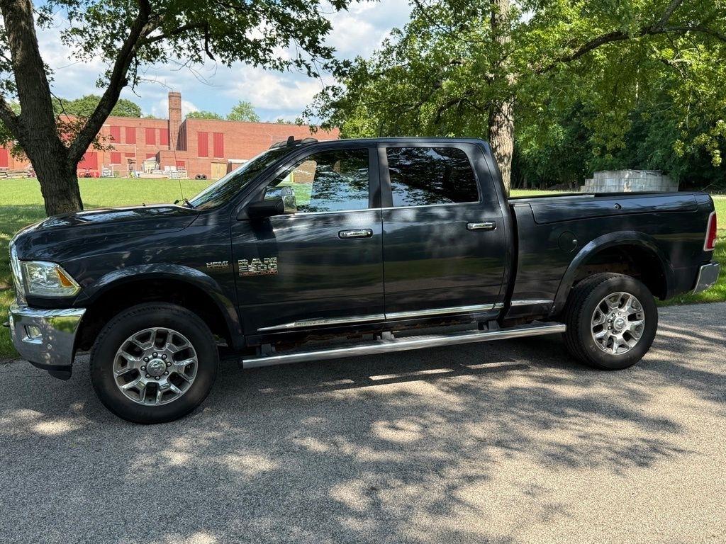 RAM 2500 4WD Crew Cab 149" Longhorn Limited 2016