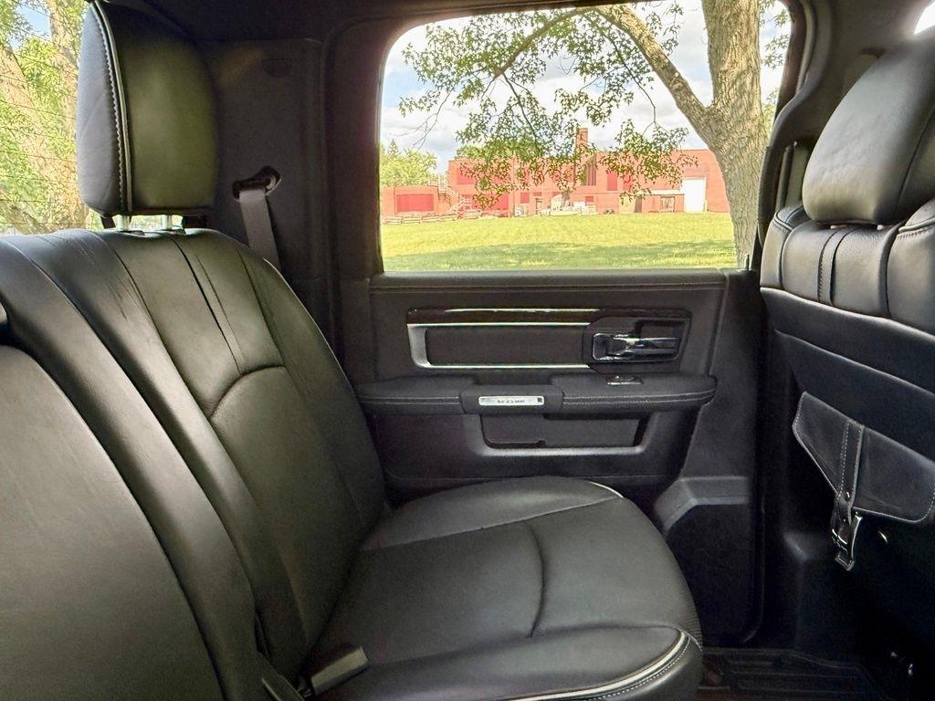 RAM 2500 4WD Crew Cab 149" Longhorn Limited 2016