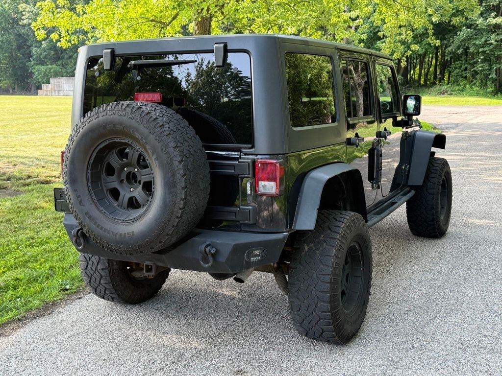 Jeep Wrangler Unlimited 4WD 4dr Rubicon 2017