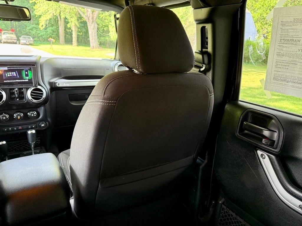 Jeep Wrangler Unlimited 4WD 4dr Rubicon 2017