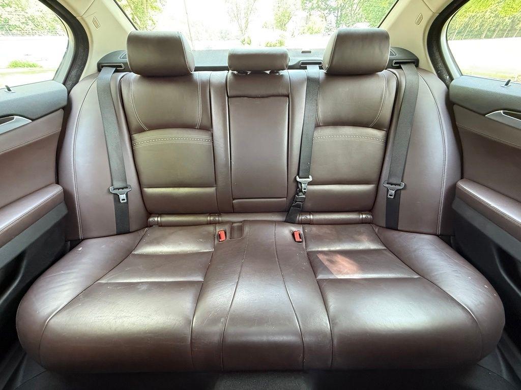BMW 5 Series 4dr Sdn 535i xDrive AWD 2015