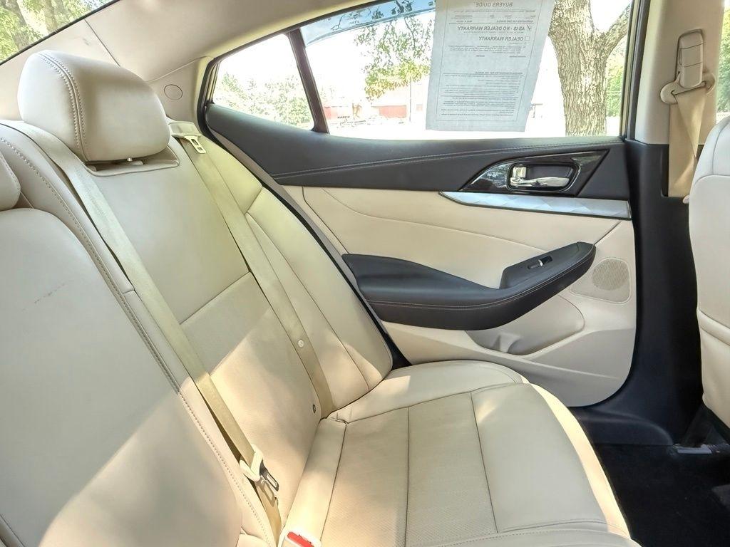 Nissan Maxima SL 3.5L 2020