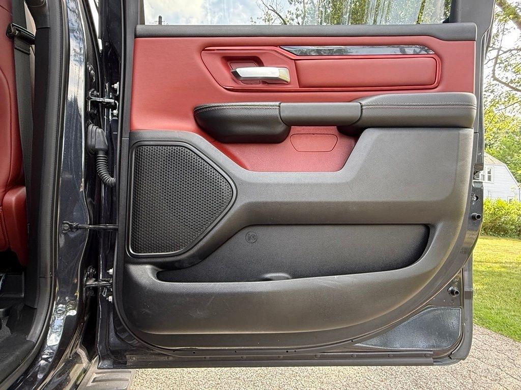 RAM 1500 Rebel 4x4 Crew Cab 5'7" Box 2019