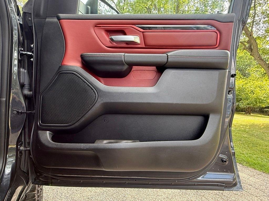 RAM 1500 Rebel 4x4 Crew Cab 5'7" Box 2019