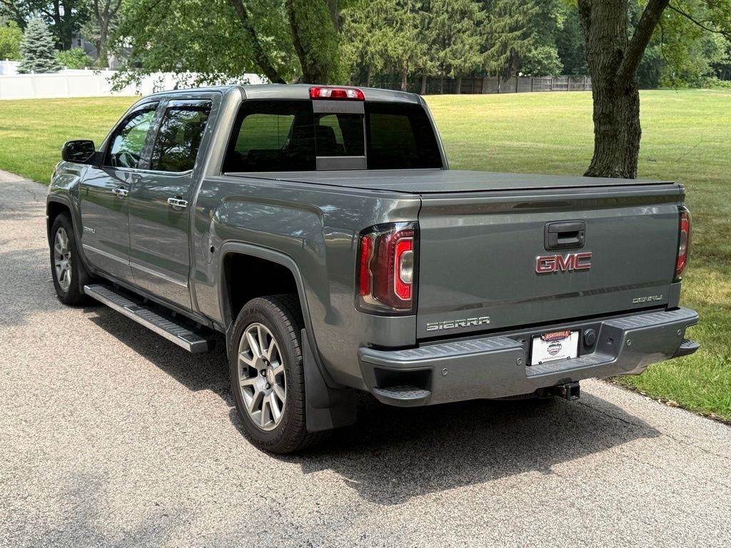 GMC Sierra 1500 4WD Crew Cab 143.5" Denali 2017