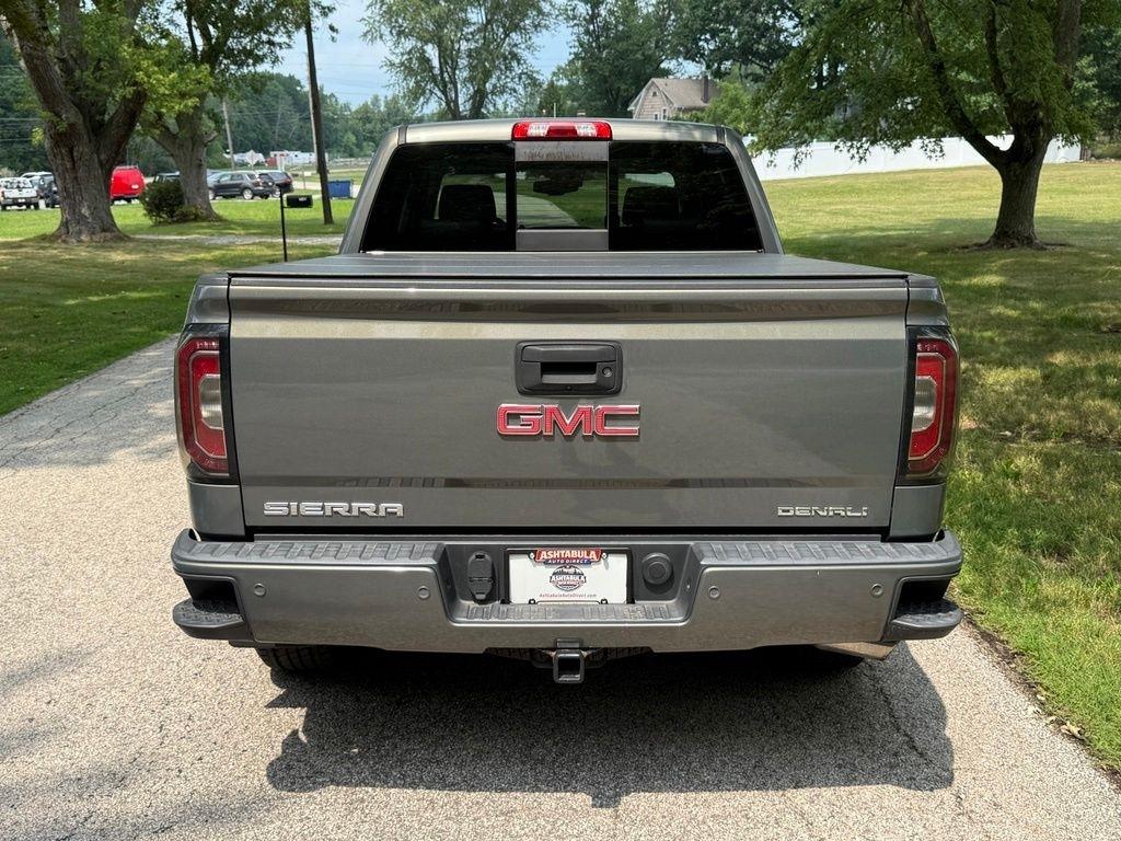 GMC Sierra 1500 4WD Crew Cab 143.5" Denali 2017
