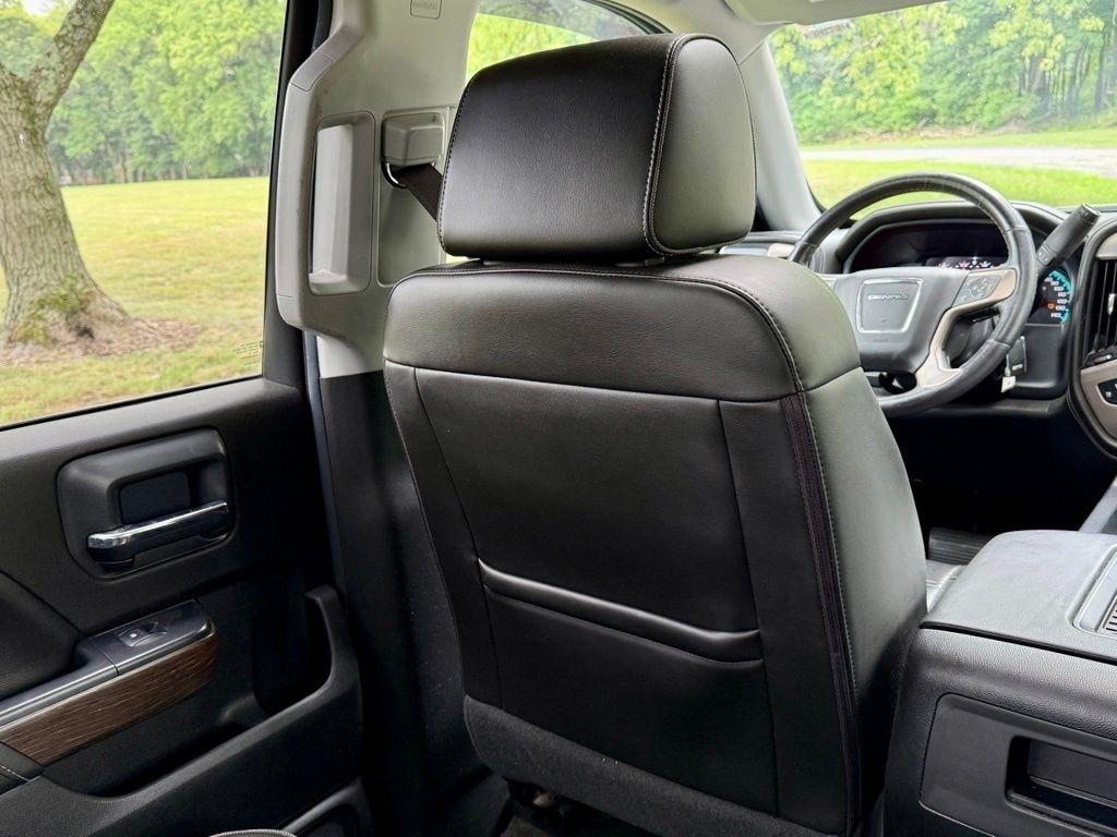 GMC Sierra 1500 4WD Crew Cab 143.5" Denali 2017