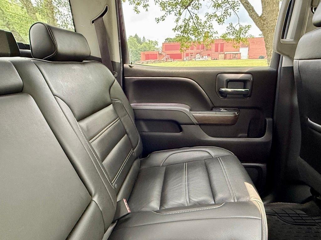 GMC Sierra 1500 4WD Crew Cab 143.5" Denali 2017