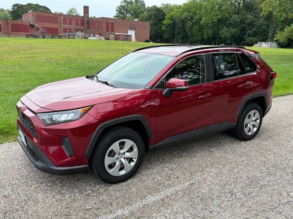 Toyota RAV4 LE AWD (Natl) 2019