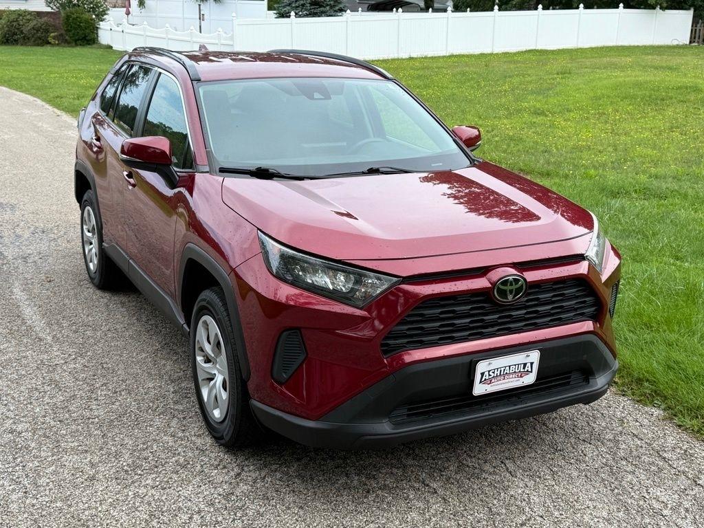 Toyota RAV4 LE AWD (Natl) 2019