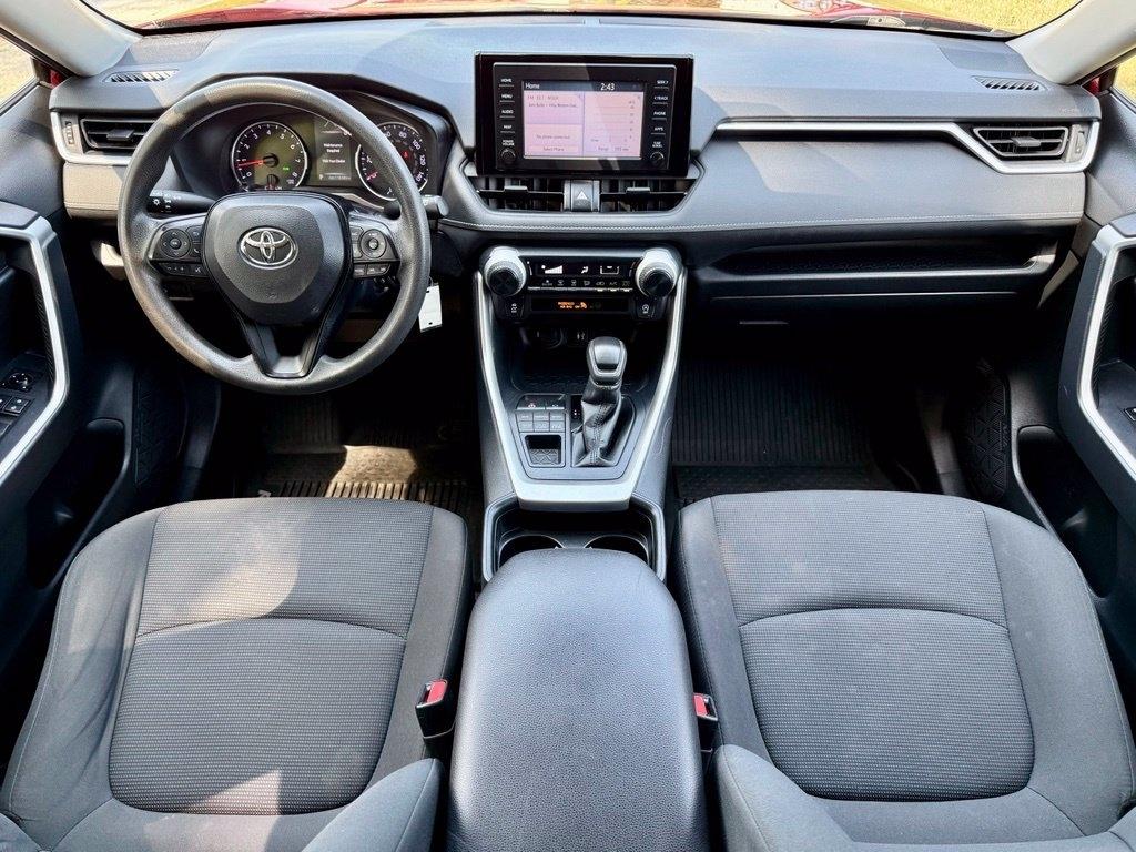 Toyota RAV4 LE AWD (Natl) 2019