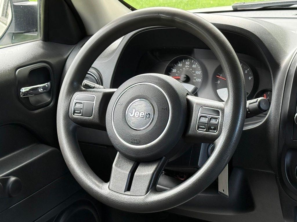 Jeep Patriot FWD 4dr Sport 2012