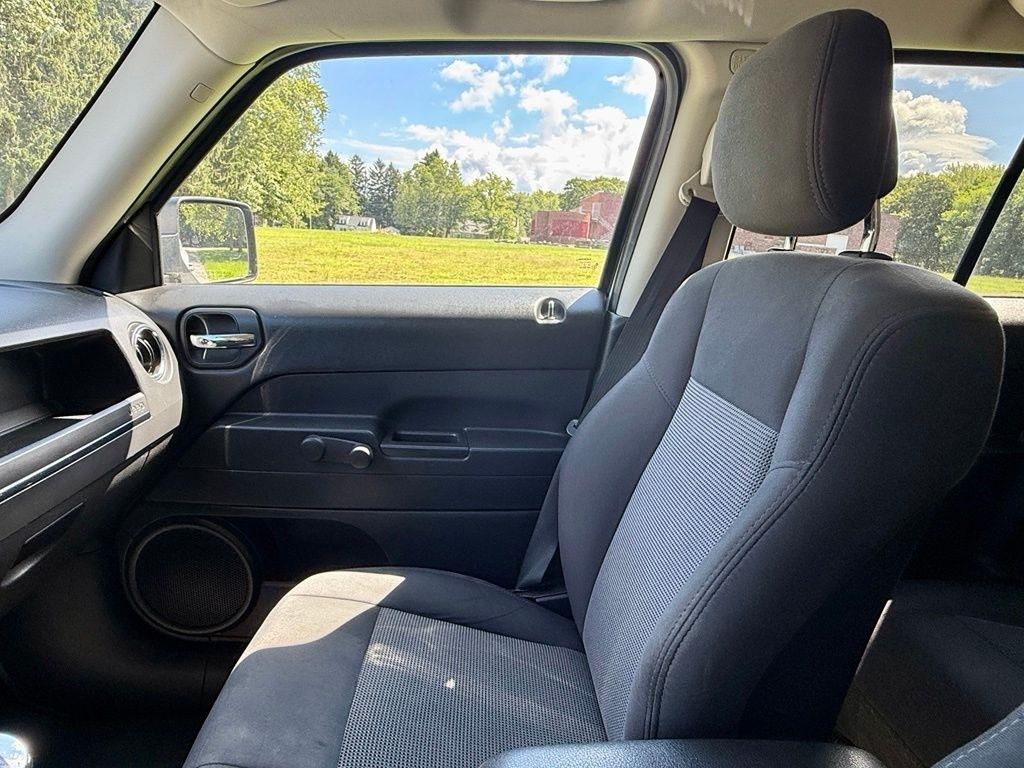 Jeep Patriot FWD 4dr Sport 2012