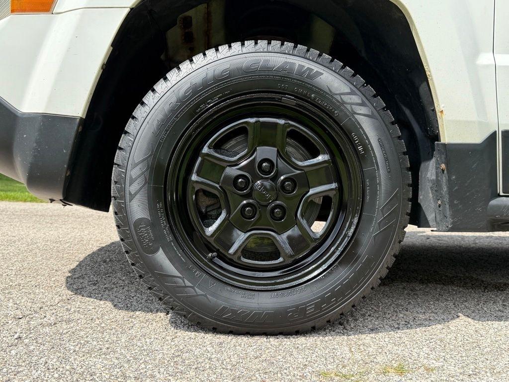 Jeep Patriot FWD 4dr Sport 2012