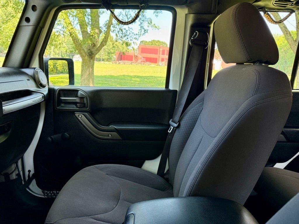 Jeep Wrangler Unlimited Sport 4x4 2017