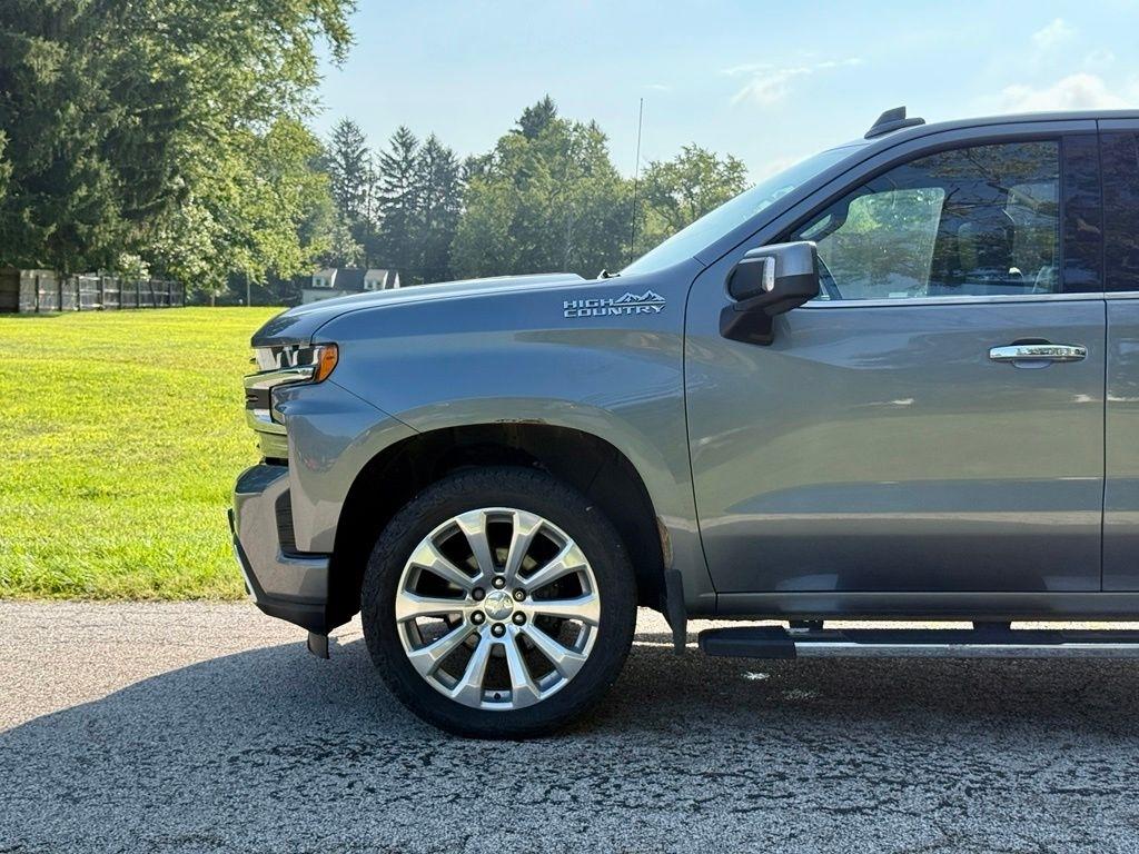 Chevrolet Silverado 1500 4WD Crew Cab 147" High Country 2019