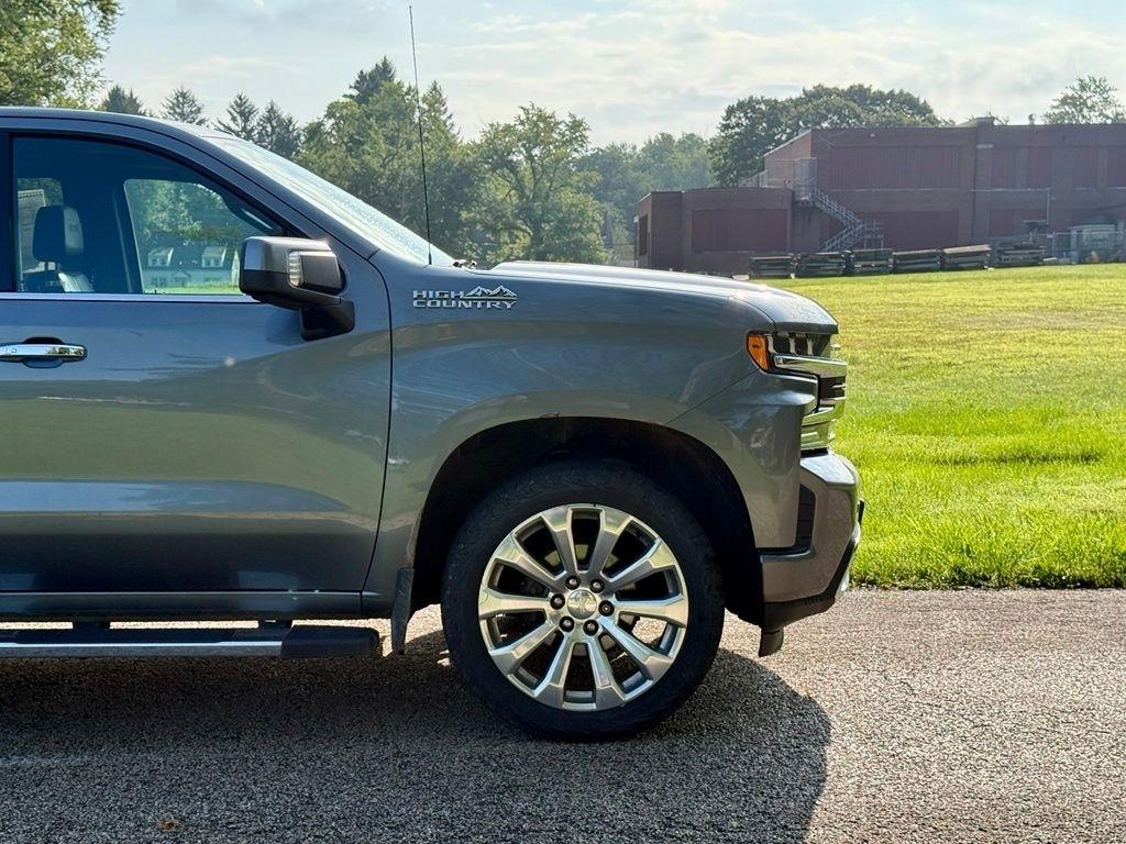 Chevrolet Silverado 1500 4WD Crew Cab 147" High Country 2019
