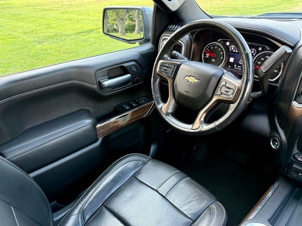 Chevrolet Silverado 1500 4WD Crew Cab 147" High Country 2019