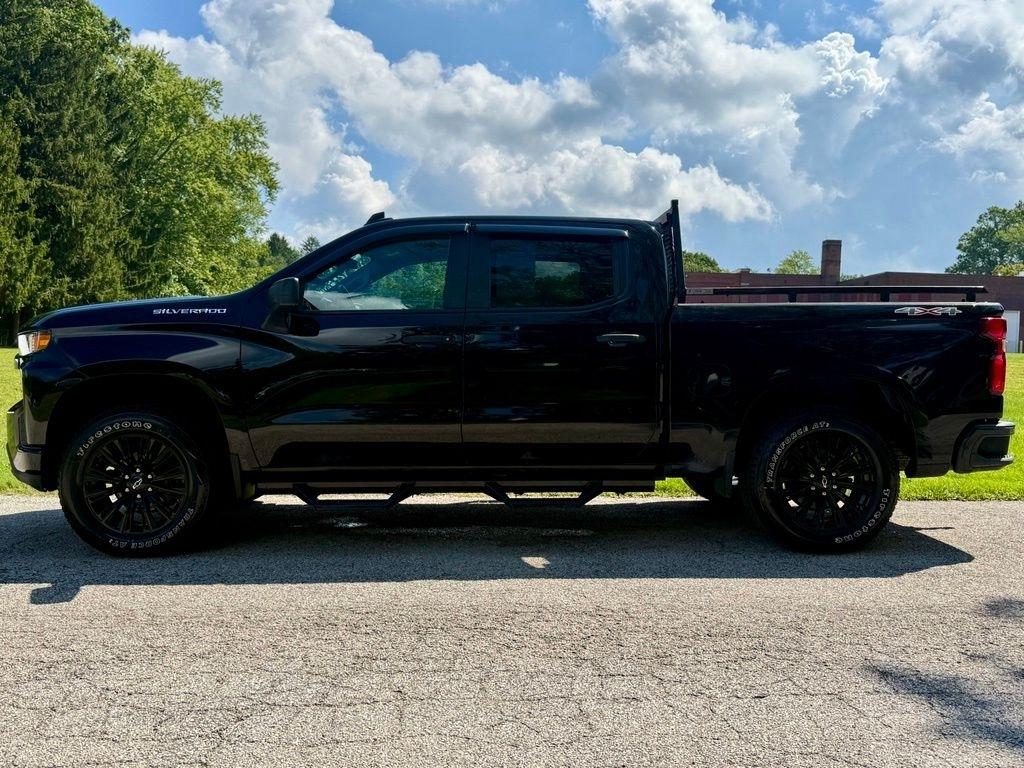 Chevrolet Silverado 1500 4WD Crew Cab 147" Custom 2021