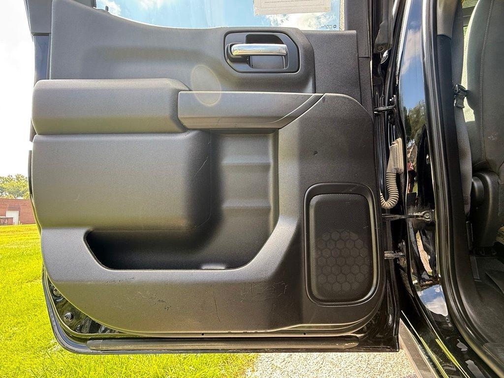 Chevrolet Silverado 1500 4WD Crew Cab 147" Custom 2021