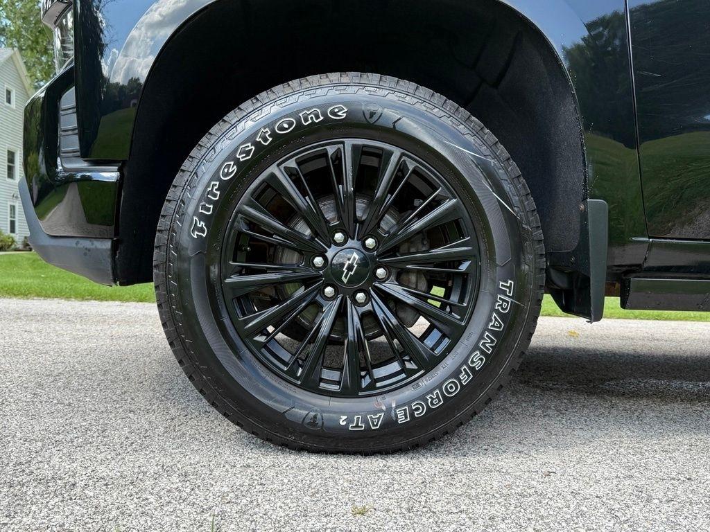 Chevrolet Silverado 1500 4WD Crew Cab 147" Custom 2021