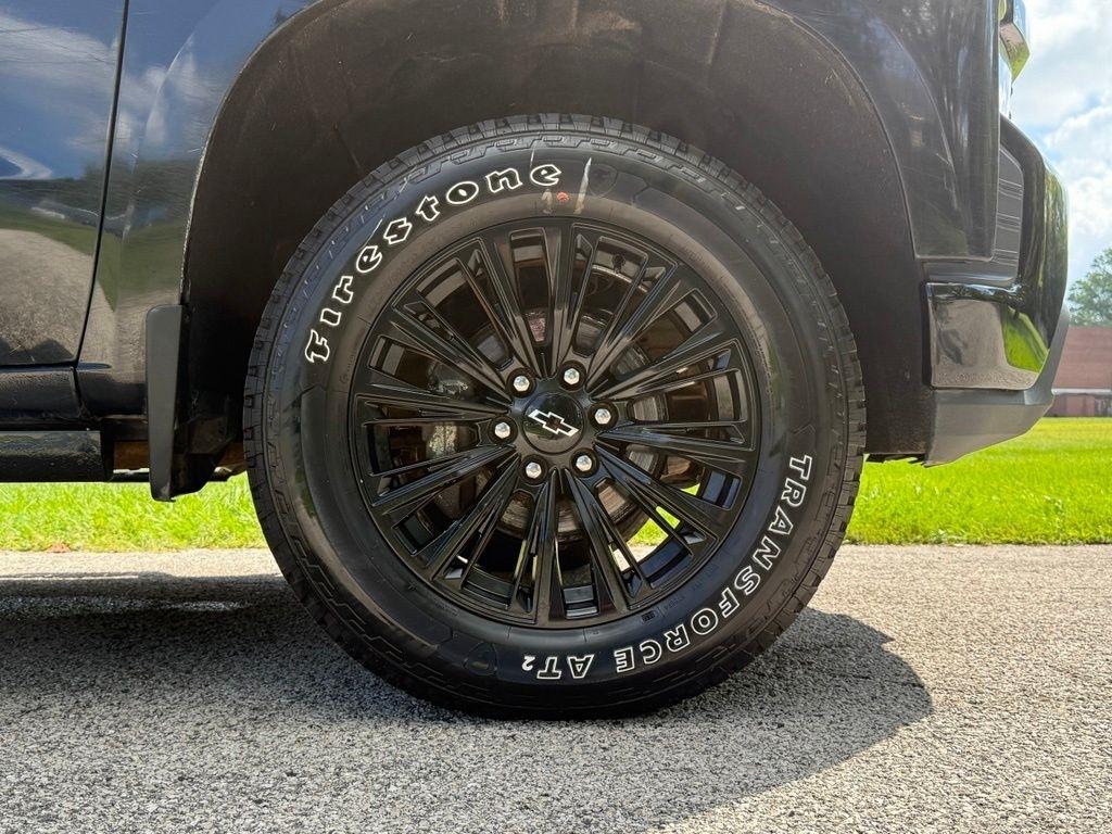 Chevrolet Silverado 1500 4WD Crew Cab 147" Custom 2021