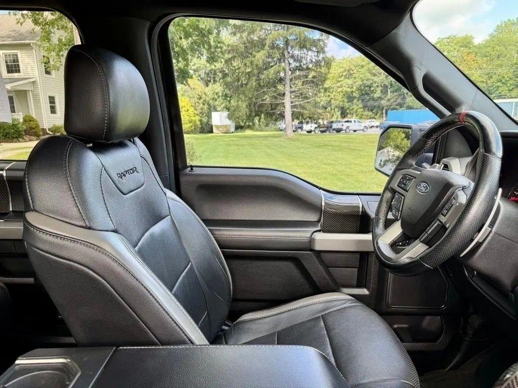 Ford F-150 Raptor 4WD SuperCrew 5.5' Box 2018