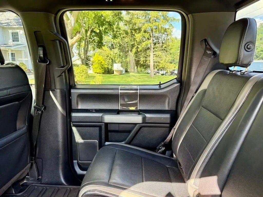 Ford F-150 Raptor 4WD SuperCrew 5.5' Box 2018