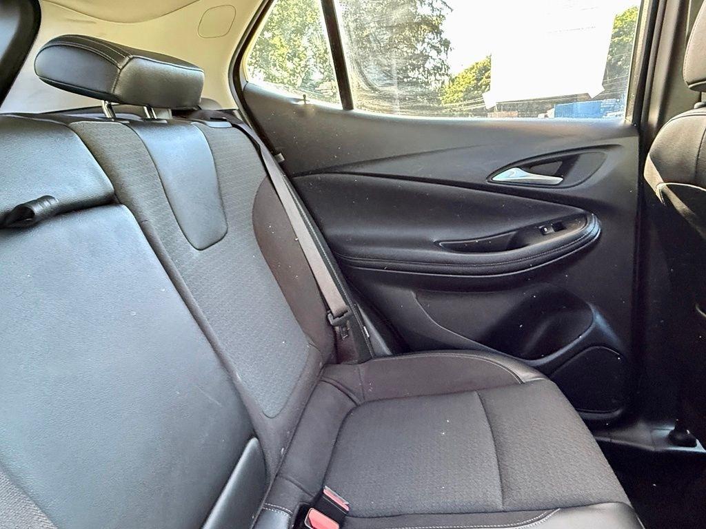 Buick Encore GX AWD 4dr Select 2021