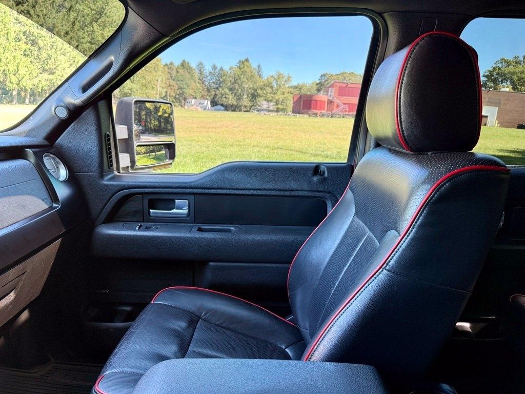 Ford F-150 4WD SuperCrew 145" Platinum 2012