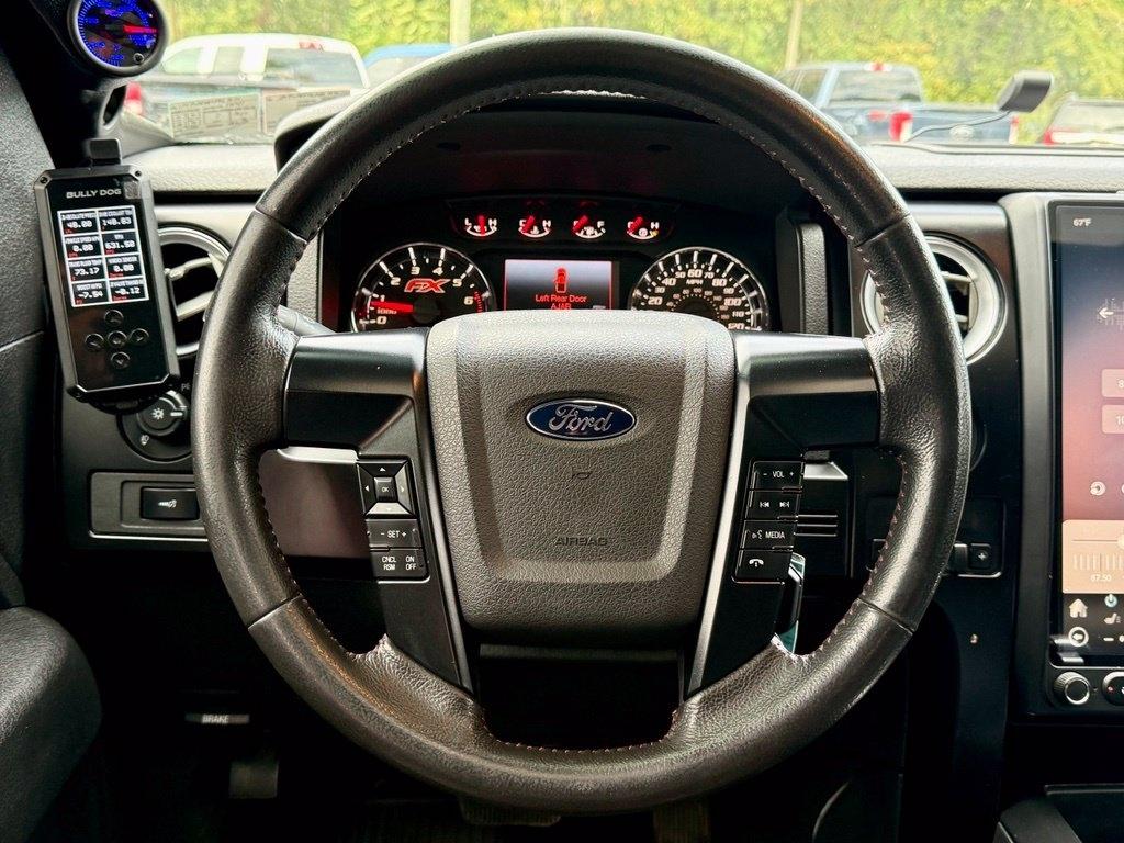 Ford F-150 4WD SuperCrew 145" Platinum 2012