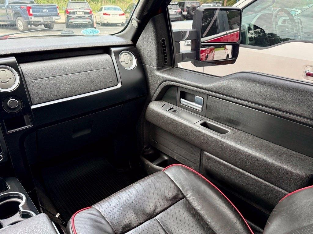 Ford F-150 4WD SuperCrew 145" Platinum 2012