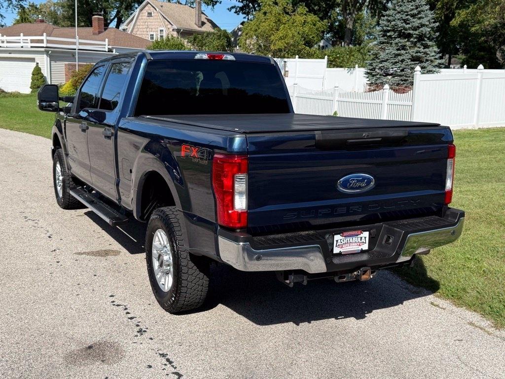 Ford Super Duty F-250 SRW King Ranch 4WD Crew Cab 8' Box 2018