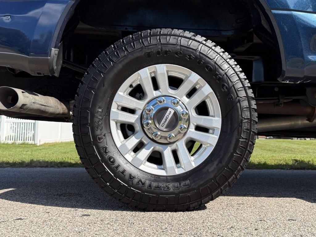 Ford Super Duty F-250 SRW King Ranch 4WD Crew Cab 8' Box 2018